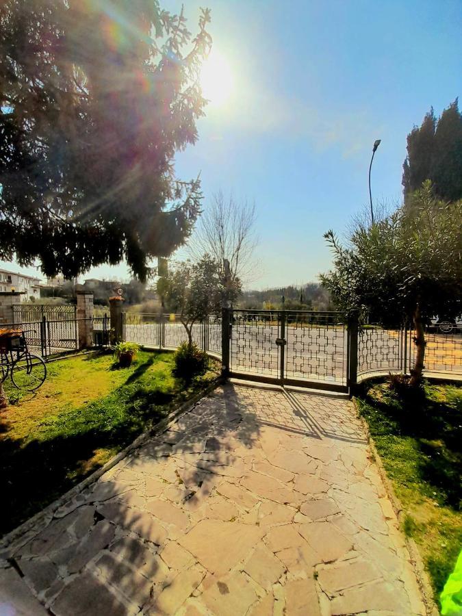 Ferienwohnung Les Amis Peschiera del Garda Exterior foto