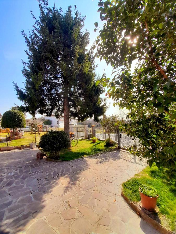 Ferienwohnung Les Amis Peschiera del Garda Exterior foto